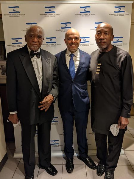 13-2-22 - Cong. Danny Davis (Left) and Israeli Consul General Yinam Cohen (Middle) at the consulate's Black History Month event in Dusaballe Museum